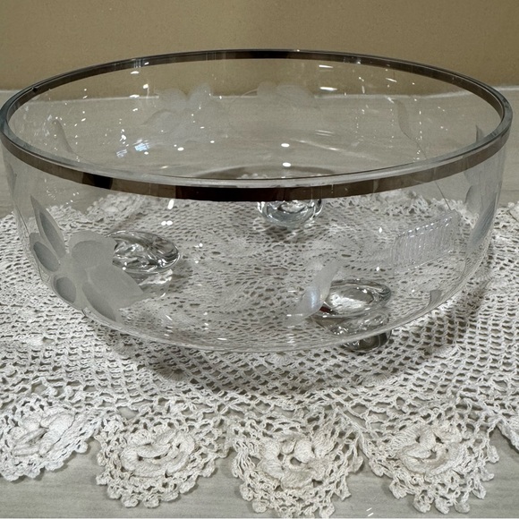 Vintage Krosno Polish Etched Footed Crystal Bowl - Picture 1 of 5